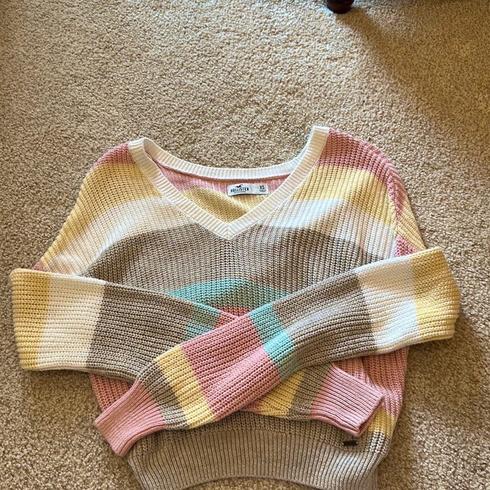 Hollister, XS, cropped sweater, pastel color strips, california collection